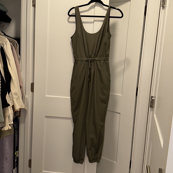 A&F jumpsuit. Super flattering. - Picture 2 of 7